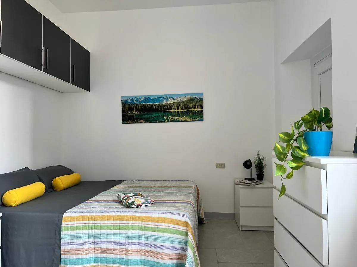 Bnbook Cascina Crennese غالاّراتي 0*,  إيطاليا