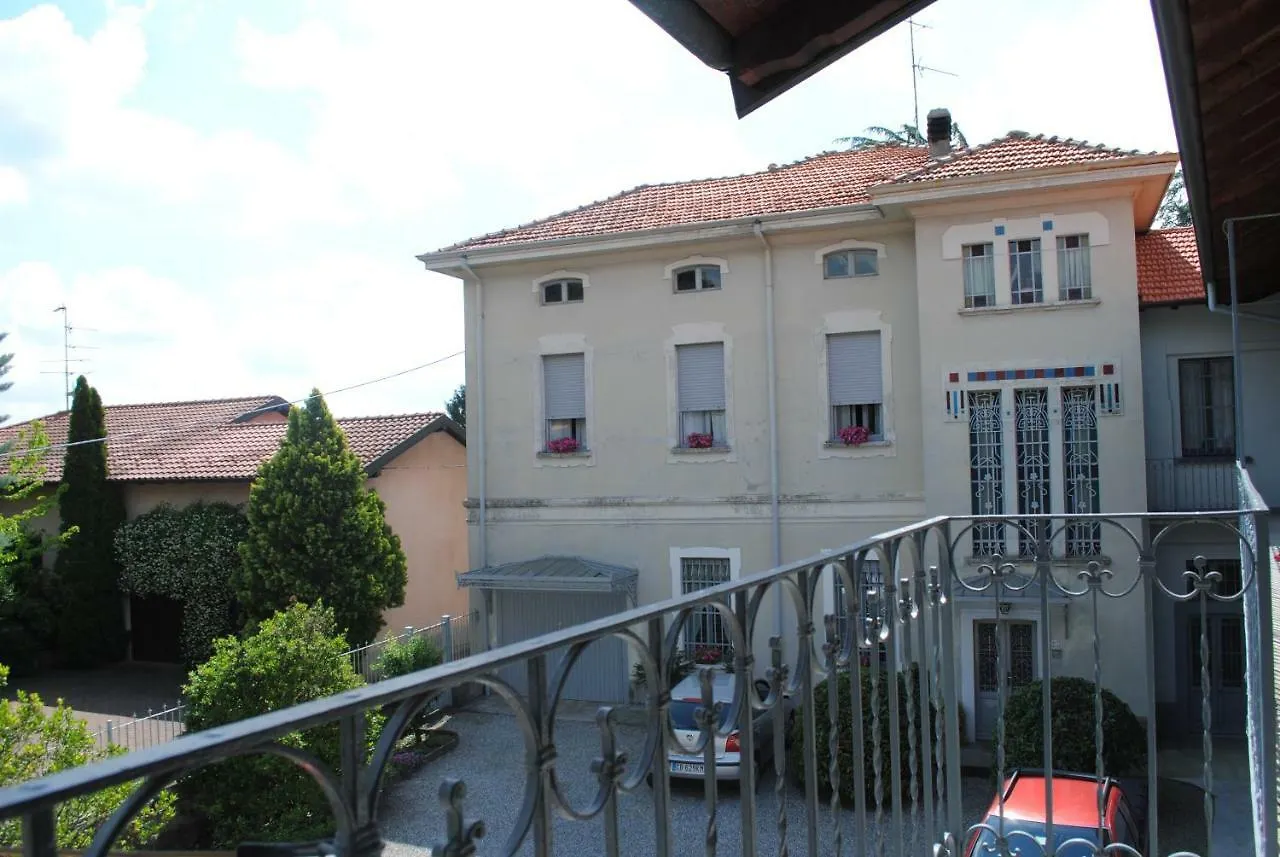 Bnbook Cascina Crennese غالاّراتي شقة