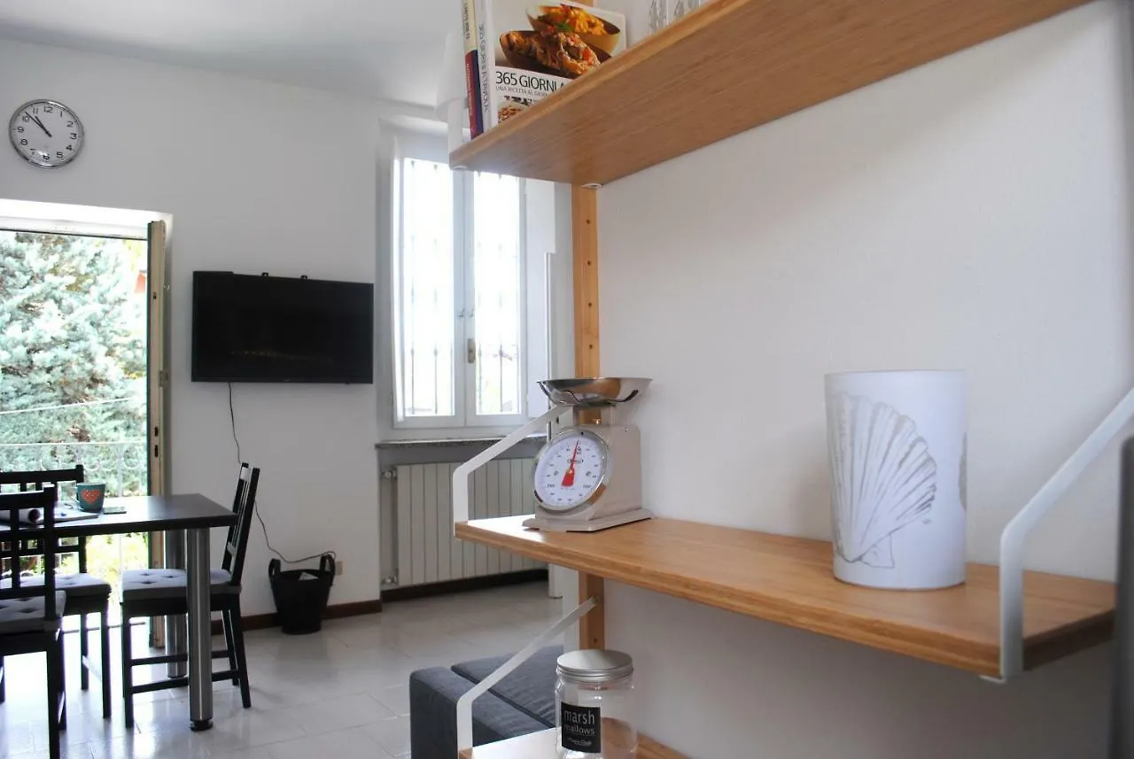 Bnbook Cascina Crennese غالاّراتي شقة